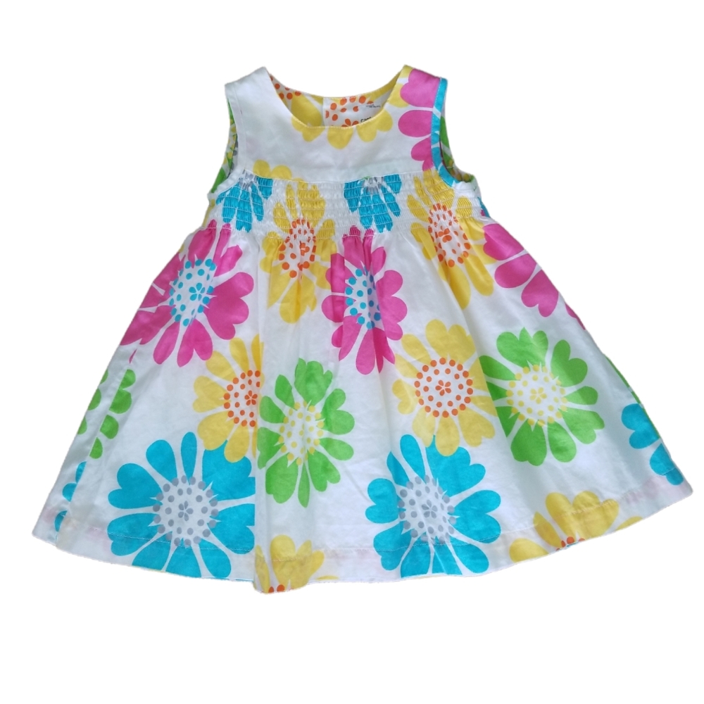 CARTERS Baby girl floral sundress with smocking detail. Size 12 months